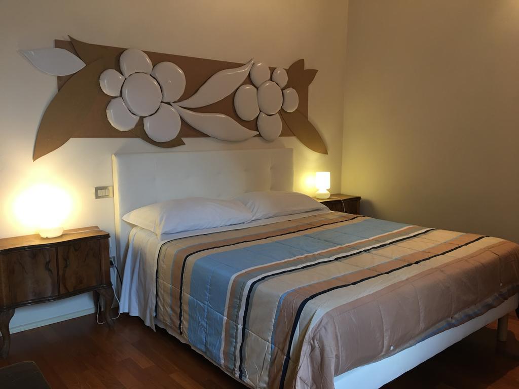 Domus Nova Residenza Il B&B Mantova Ngoại thất bức ảnh