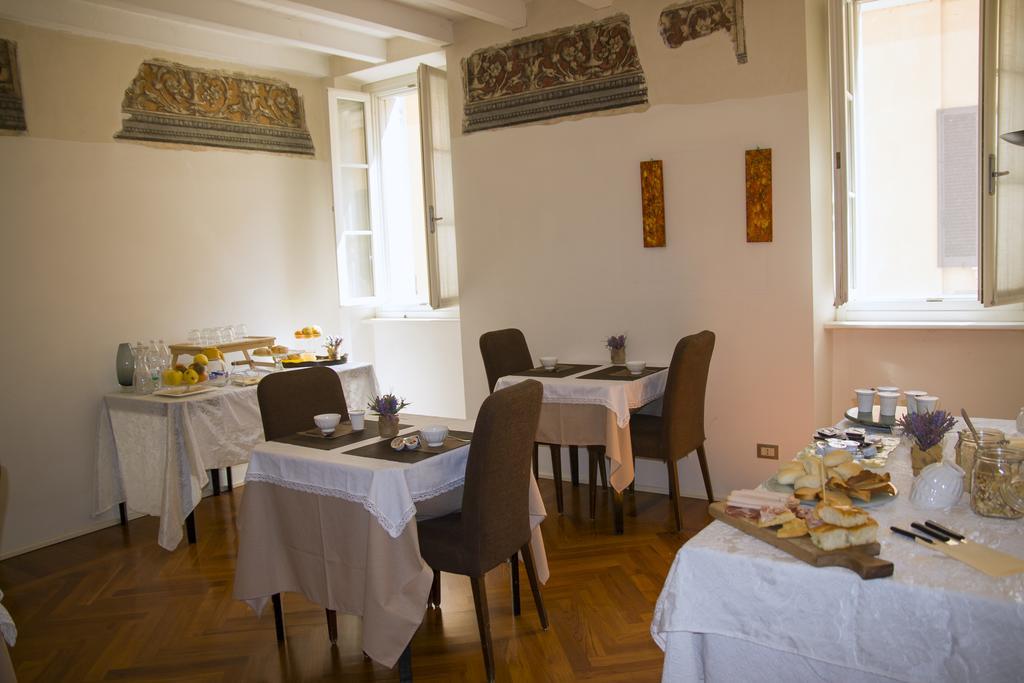 Domus Nova Residenza Il B&B Mantova Ngoại thất bức ảnh