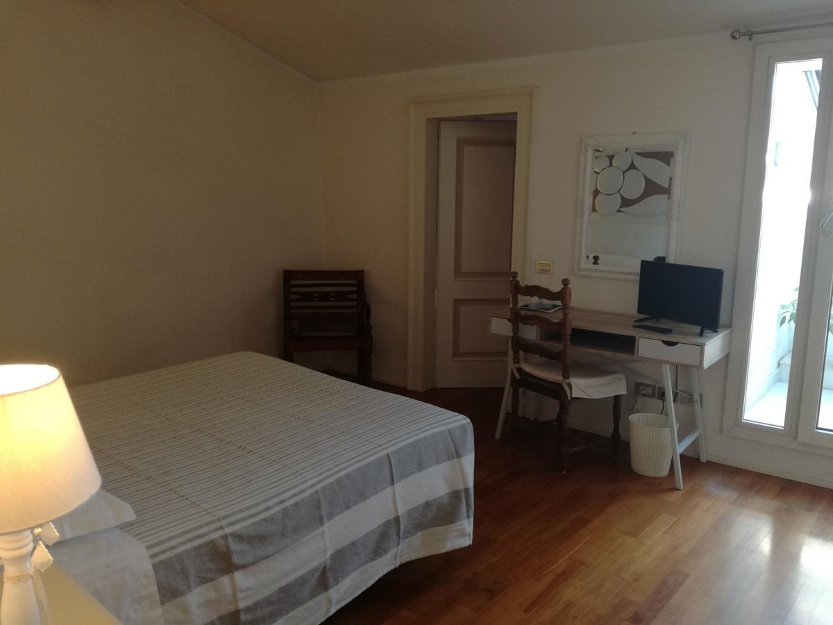 Domus Nova Residenza Il B&B Mantova Ngoại thất bức ảnh