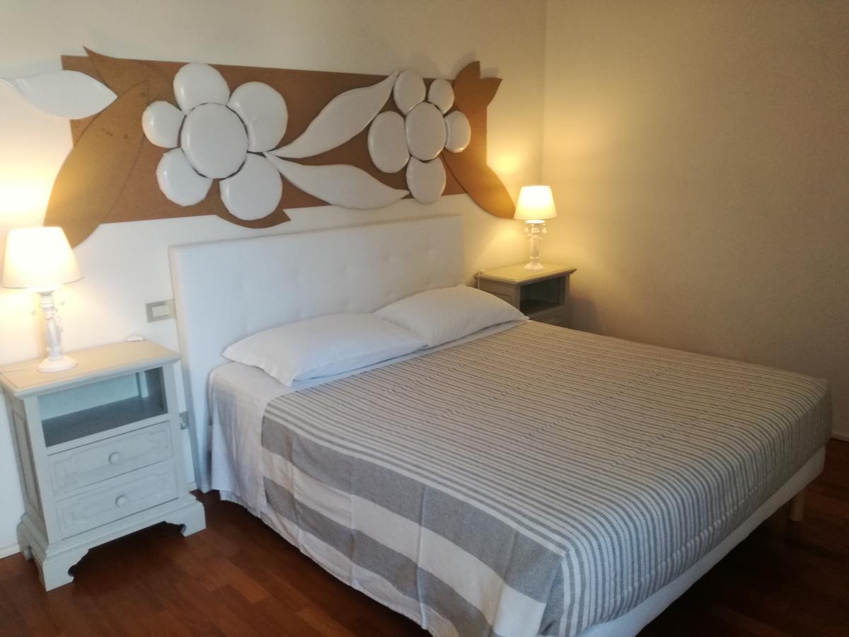 Domus Nova Residenza Il B&B Mantova Ngoại thất bức ảnh