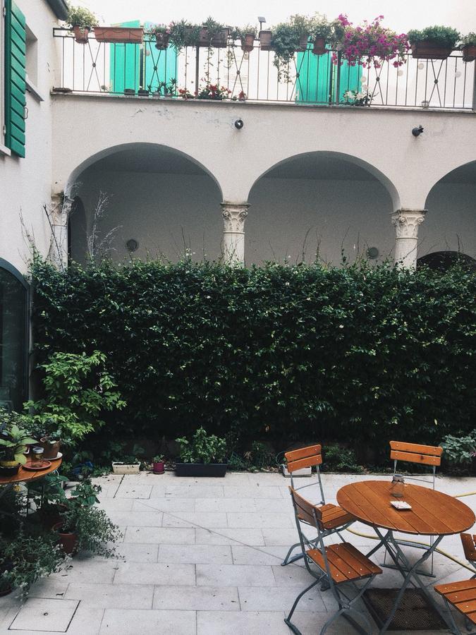Domus Nova Residenza Il B&B Mantova Ngoại thất bức ảnh