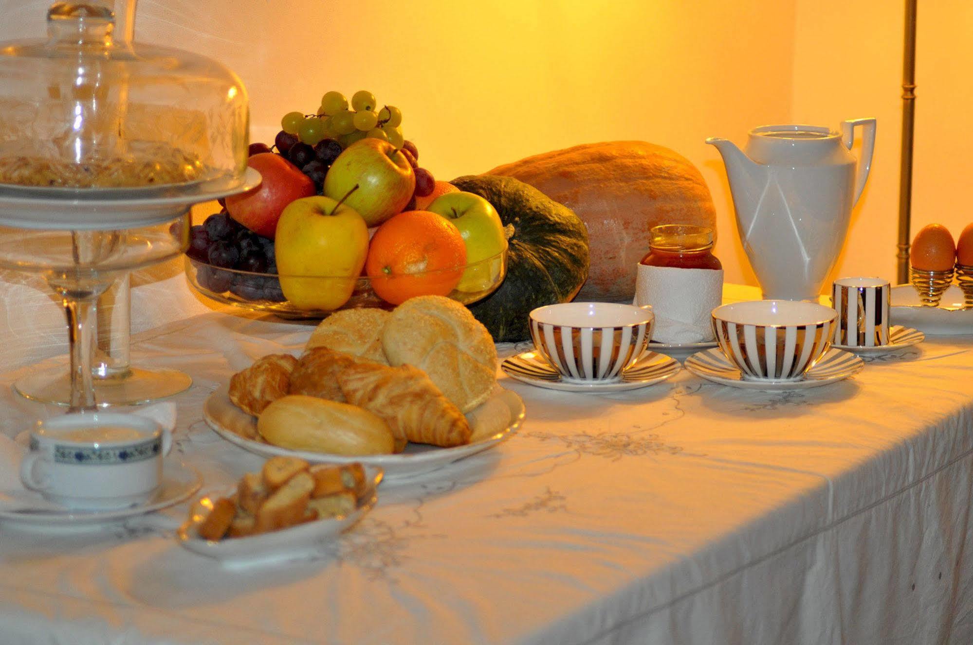 Domus Nova Residenza Il B&B Mantova Ngoại thất bức ảnh
